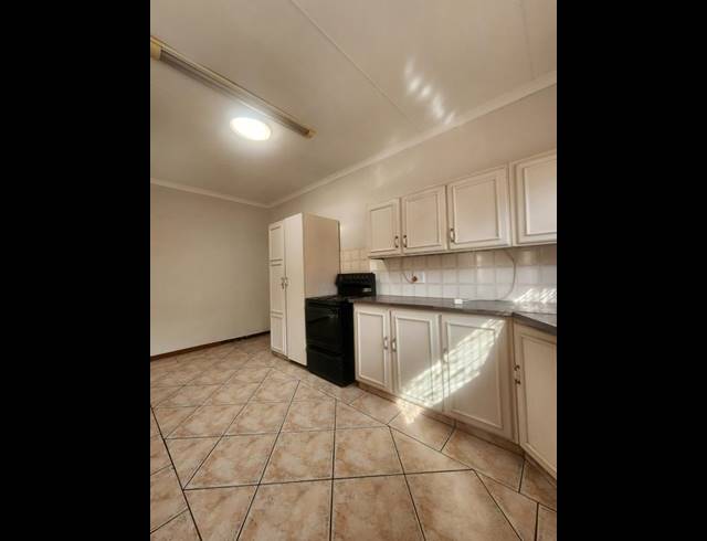 3 BEDROOM PROPERTY TO RENT IN SHARONLEA